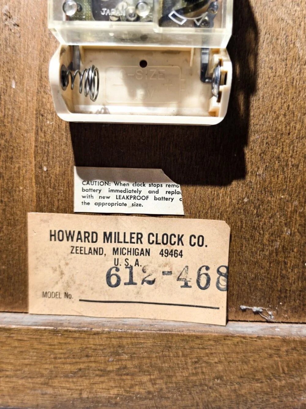 Howard Miller Clock CO Wooden Wall Clock Vintage Authentic